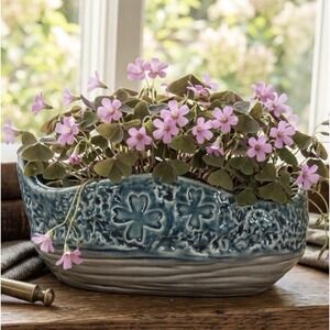 Vintage Ceramic Planter Blue & Gray Embossed Clover / Bark Texture Oval Abstract